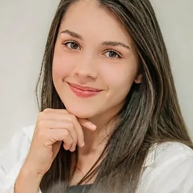 Ana Carolina Silva, massoterapeuta da AC Massoterapia em Marília